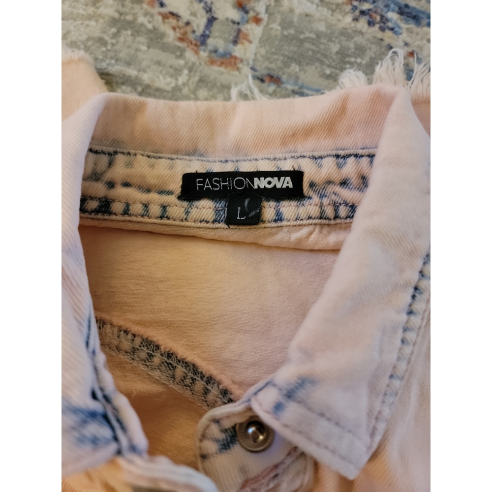 Fashion Nova L/S Distressed Pink Denim Shortalls/Romper Large EUC - Picture 8 of 14